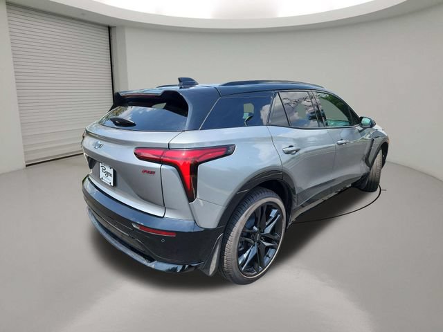 New 2026 Chevrolet Blazer EV RS w/ LPO, Blackout Package FWD image 7