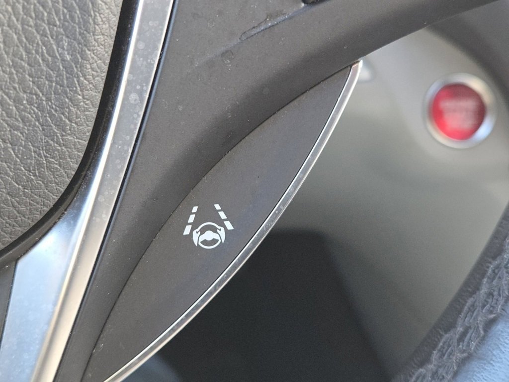 Used 2017 Acura TLX 2.4L image 10