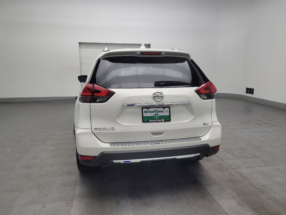 Used 2017 Nissan Rogue SL w/ SL Premium Package FWD image 6