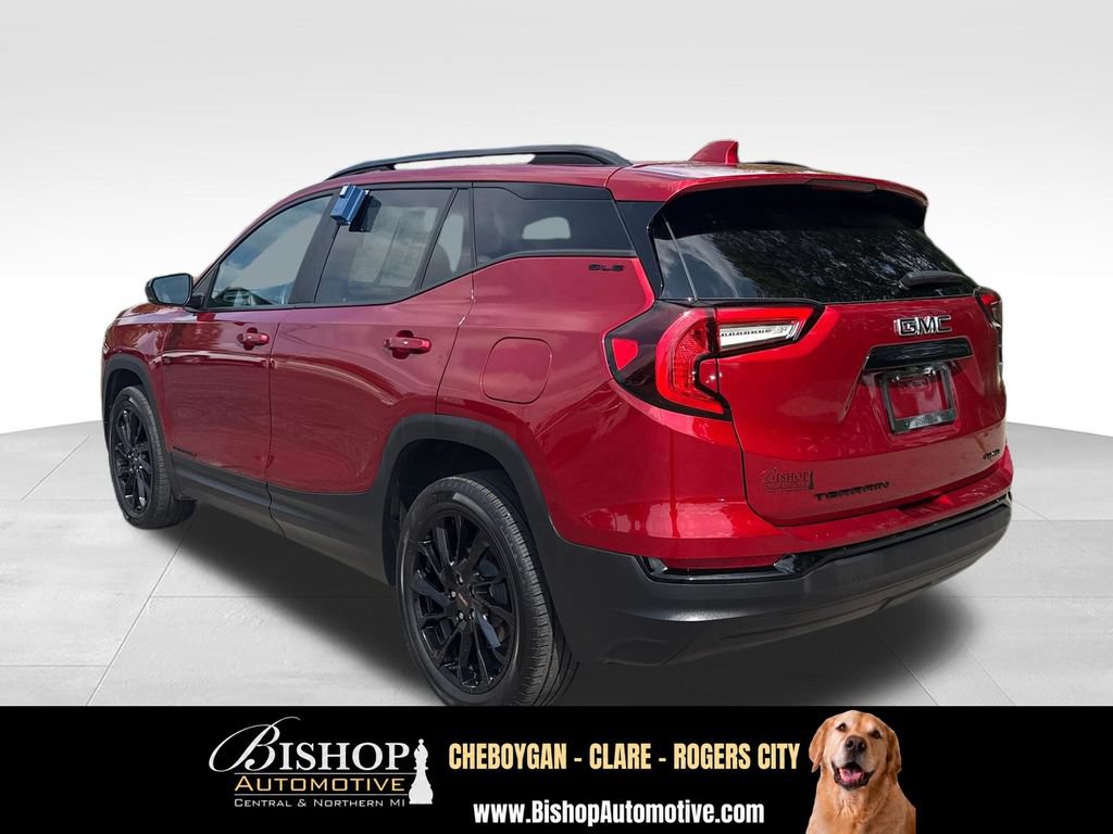 Used 2023 GMC Terrain SLE w/ Driver Convenience Package AWD/4WD image 10