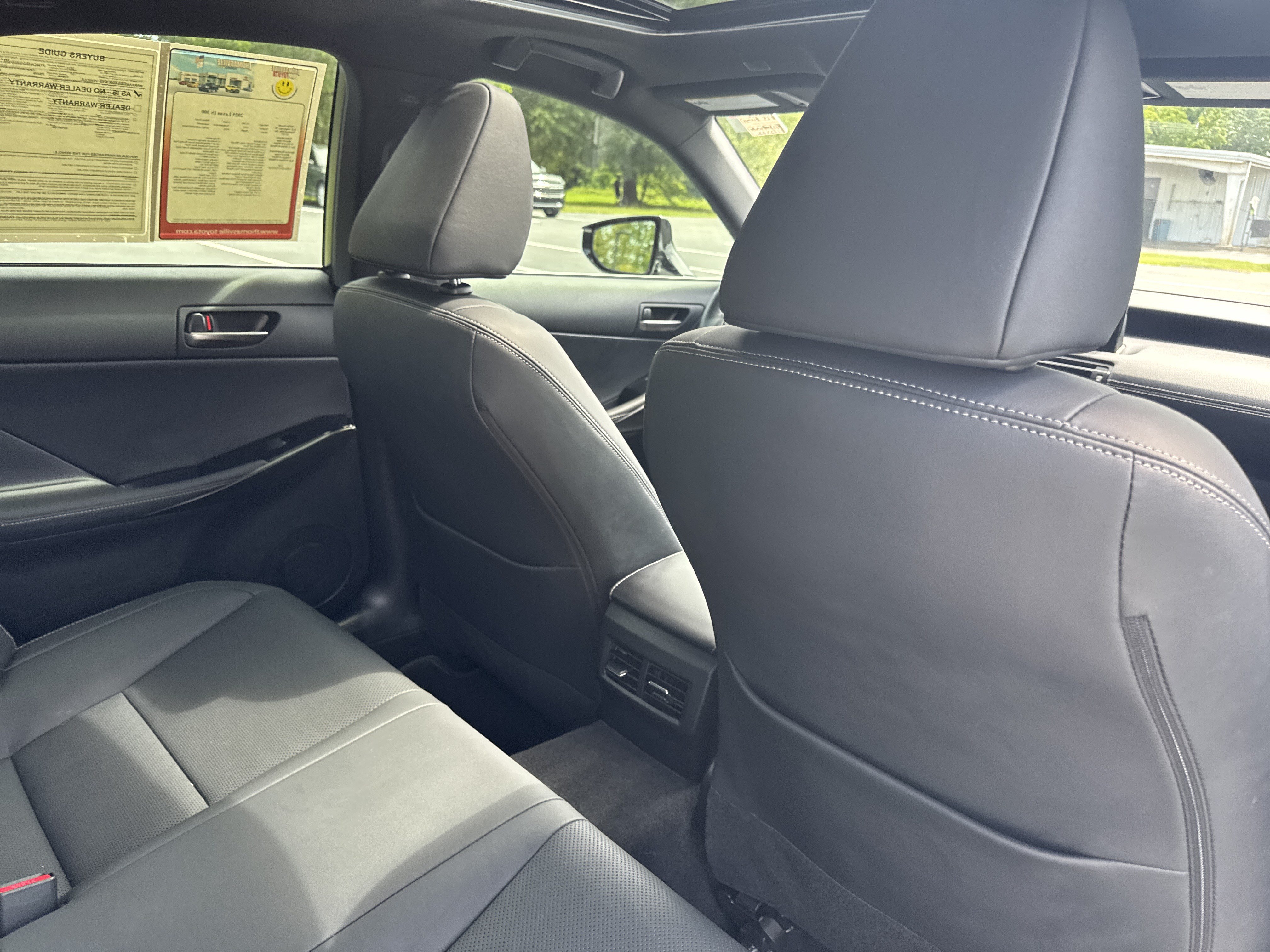 Used 2025 Lexus IS 300 w/ Comfort Package RWD image 34