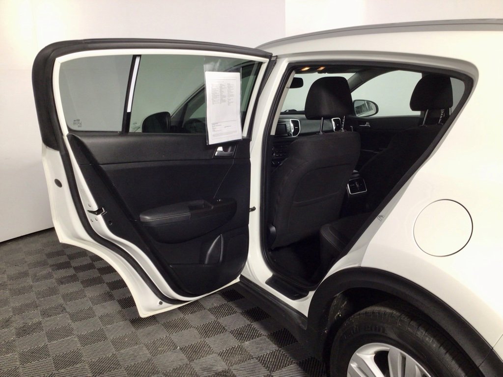 Used 2017 Kia Sportage LX w/ LX Popular Package image 25