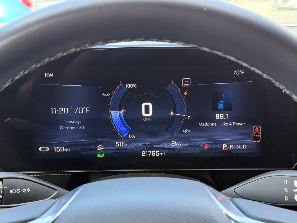 Used 2024 Chevrolet Blazer EV LT AWD/4WD image 32