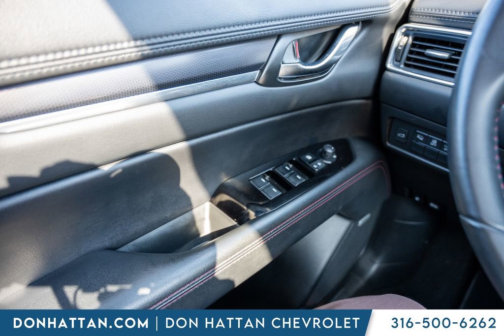 Used 2025 MAZDA CX-5 Carbon Edition image 15