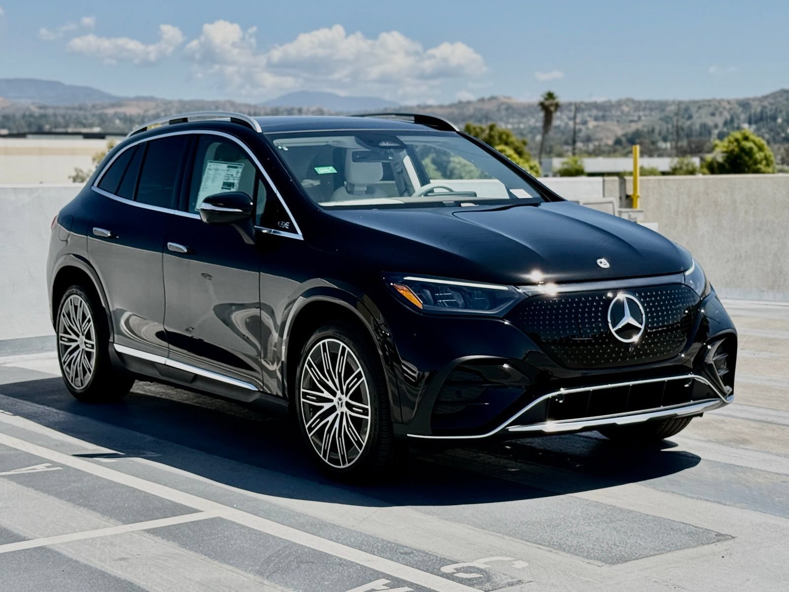 New 2026 Mercedes-Benz EQE 320 4MATIC SUV image 7