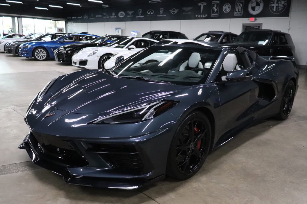 Used 2021 Chevrolet Corvette Stingray Premium Conv w/ Z51 Performance Package image 2