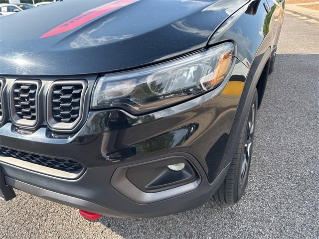 Used 2024 Jeep Compass Trailhawk image 9