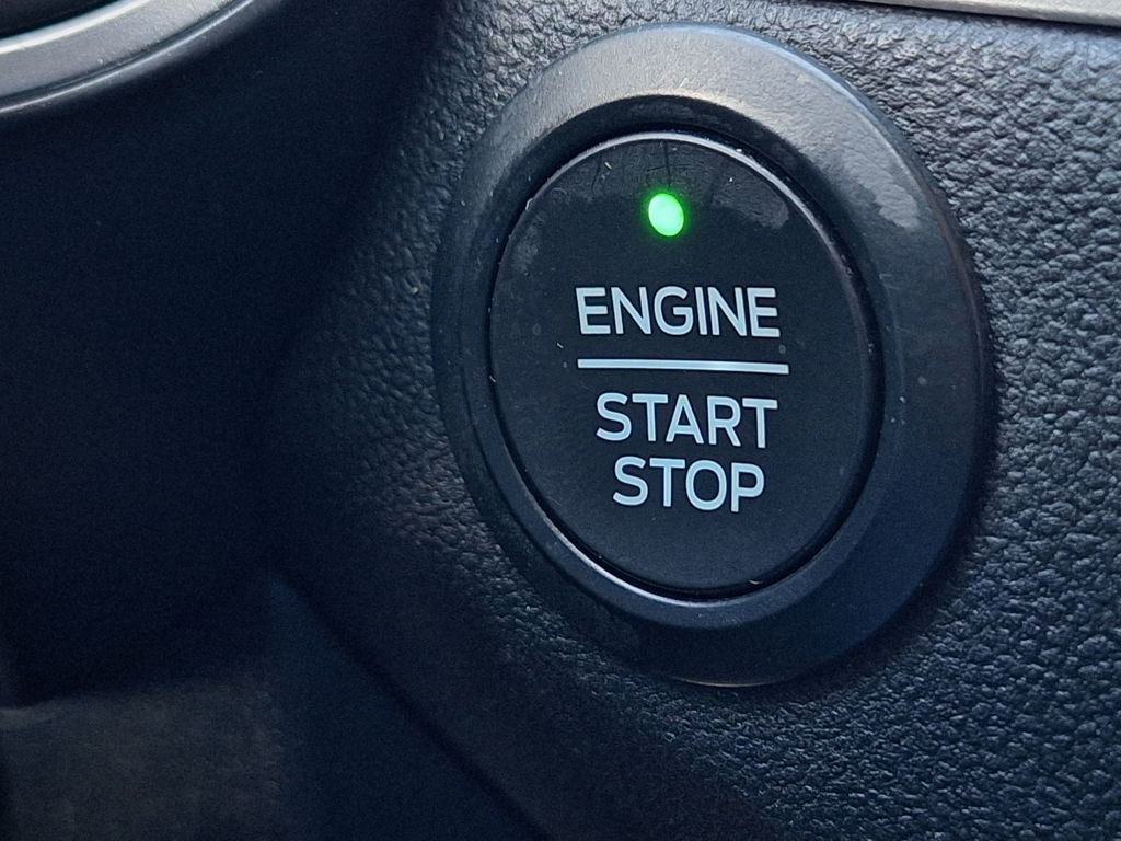 Used 2020 Ford Escape SEL image 25