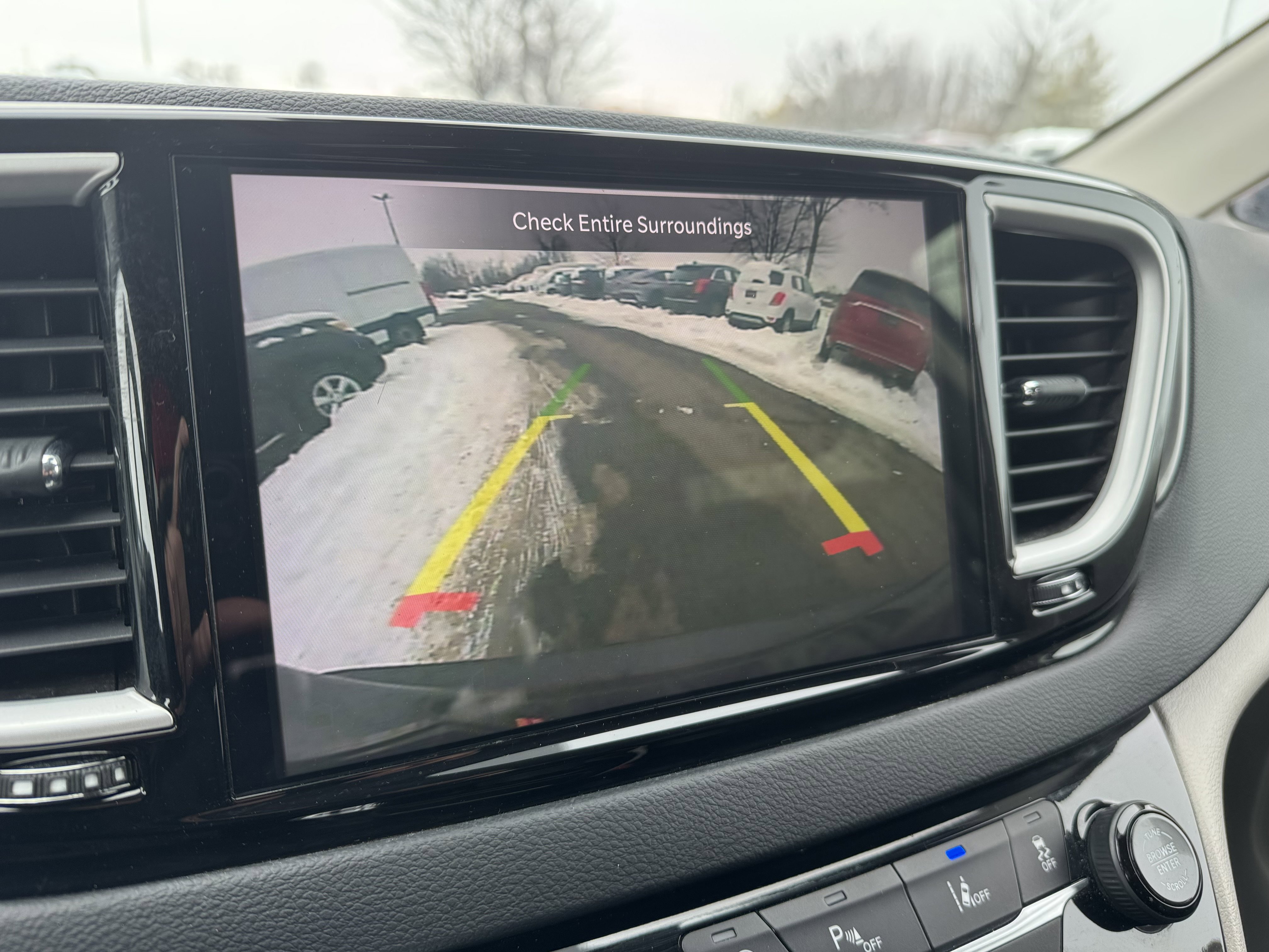 Used 2023 Chrysler Pacifica Touring-L image 23