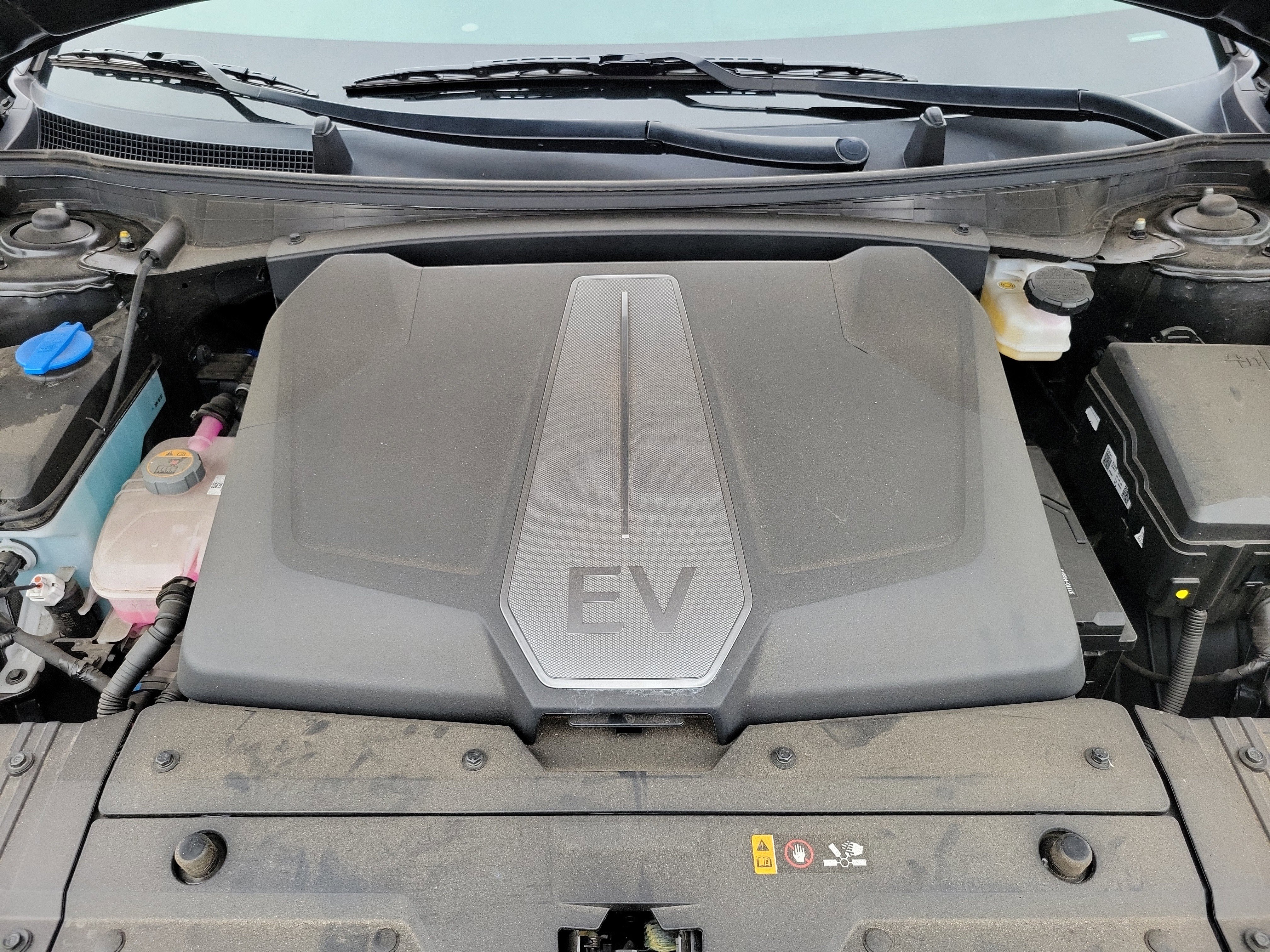 Used 2024 Kia EV6 Wind RWD image 24