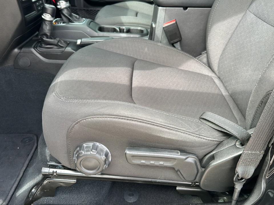 Used 2023 Jeep Gladiator Sport w/ Trailer Tow Package image 15