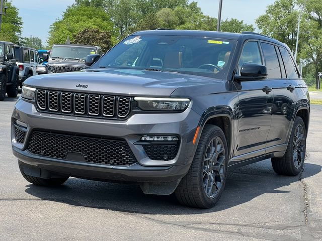 Used 2024 Jeep Grand Cherokee Summit w/ High Altitude Package AWD/4WD image 50