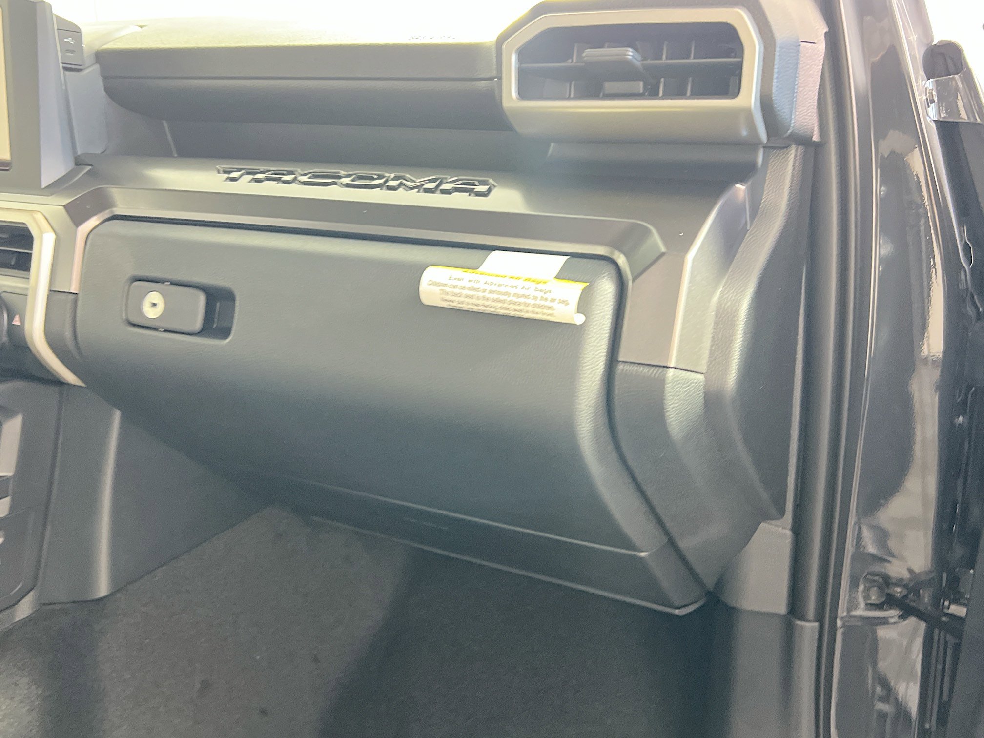 New 2025 Toyota Tacoma SR5 image 34