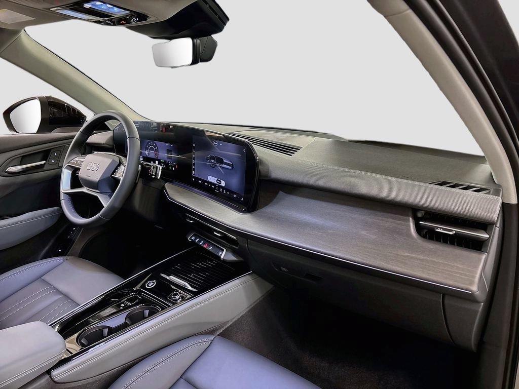 New 2026 Audi Q3 quattro 2.0T AWD/4WD image 14