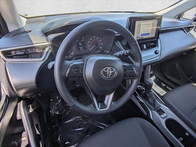 Used 2024 Toyota Corolla Cross LE FWD image 10