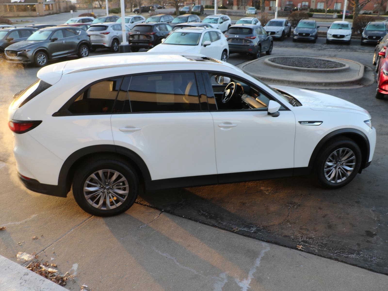 Certified 2025 MAZDA CX-90 3.3 Turbo w/ Preferred Package image 5