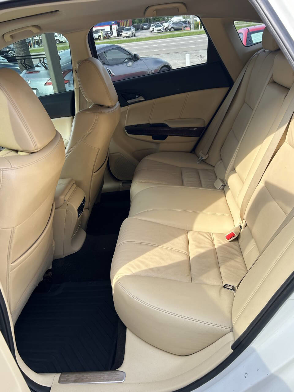 Used 2010 Honda Crosstour EX-L image 16