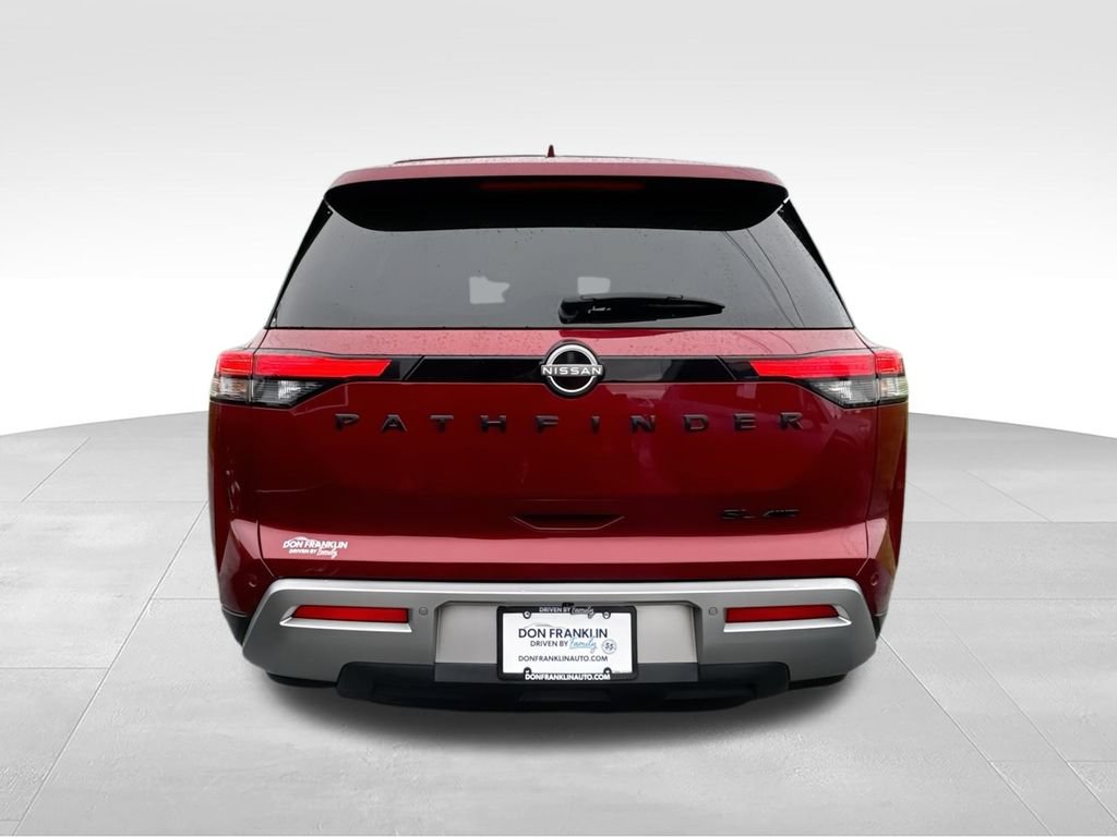 Used 2022 Nissan Pathfinder SL w/ SL Black Package AWD/4WD image 4