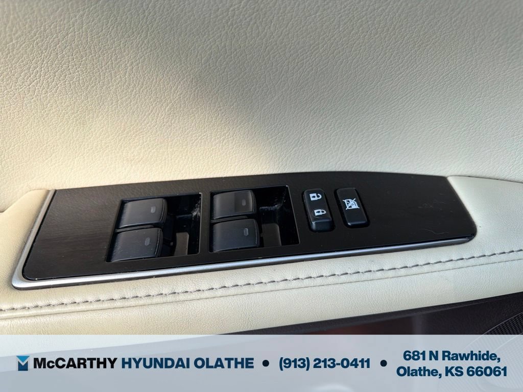 Used 2016 Lexus ES 350 w/ Luxury Package w/Wood Trim FWD image 33