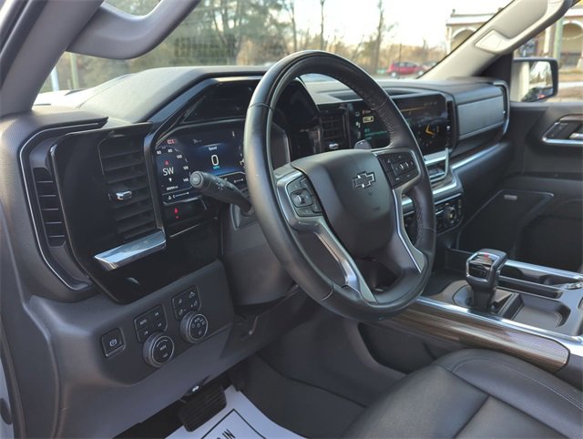 Certified 2024 Chevrolet Silverado 1500 LT Trail Boss w/ Convenience Package II image 10