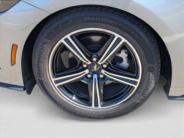 Used 2024 Ford Mustang Premium image 22