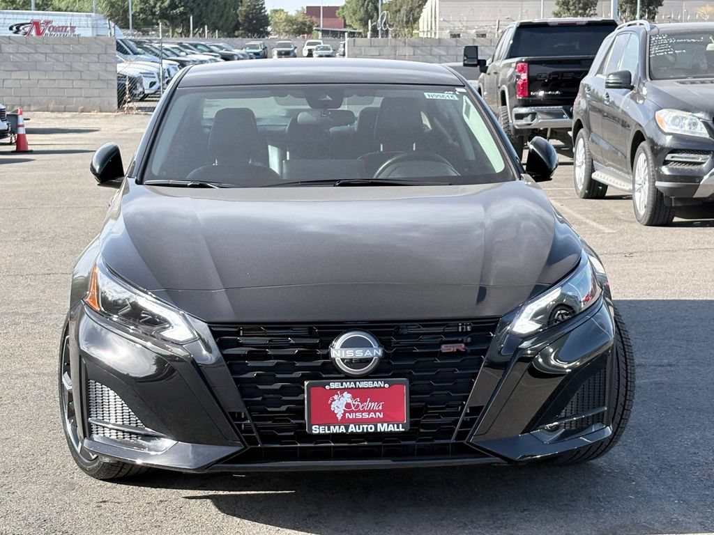 New 2026 Nissan Altima 2.5 SR FWD image 2