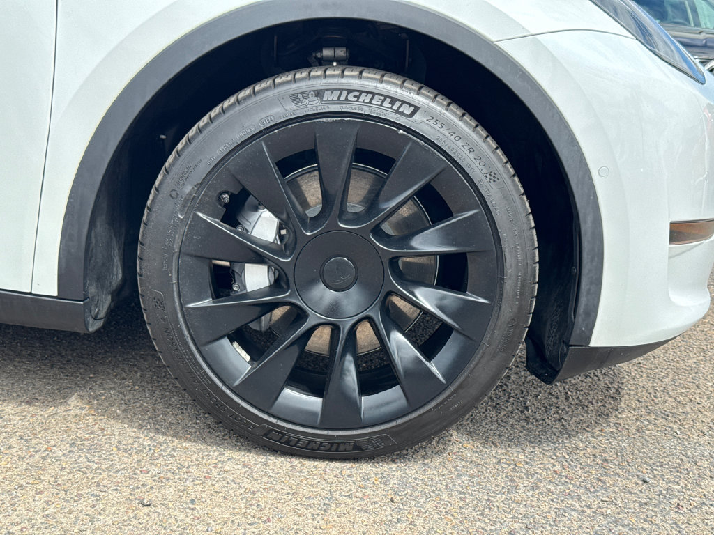 Used 2020 Tesla Model Y Long Range AWD/4WD image 8
