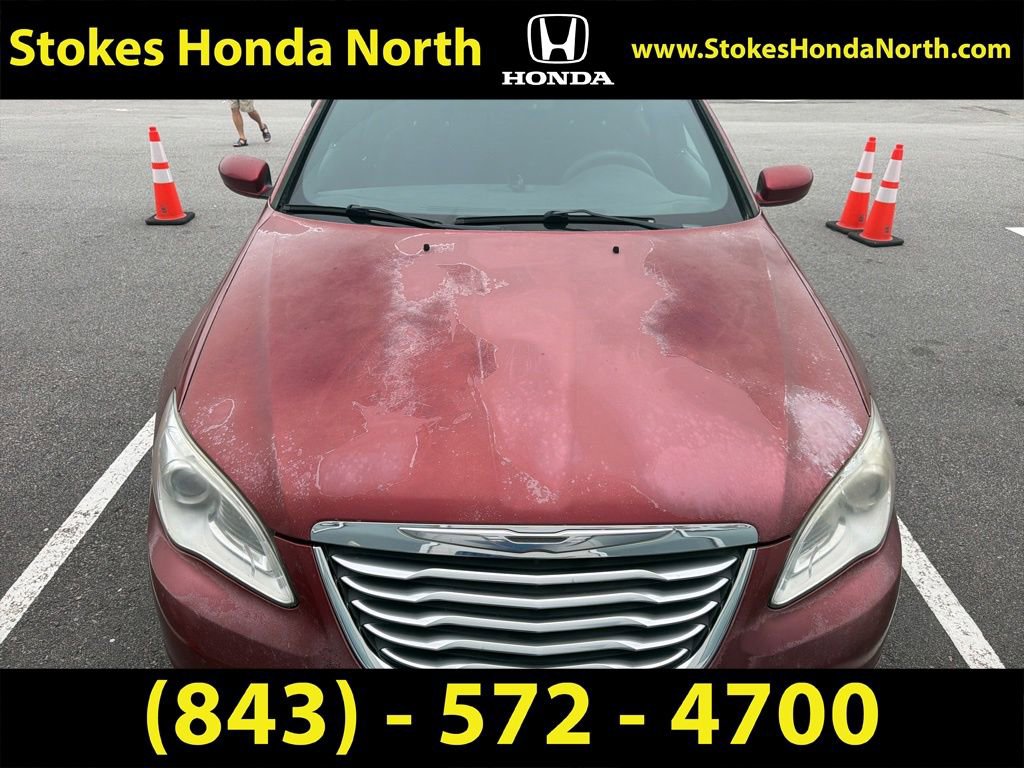 Used 2014 Chrysler 200 LX FWD image 3
