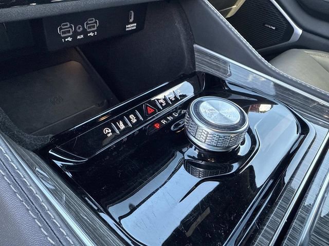 Used 2022 Jeep Wagoneer Series III w/ Flexible Seating Group image 30