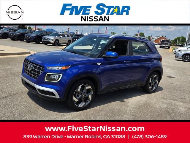 Used 2023 Nissan Rogue SV w/ SV Premium B Package FWD image 3