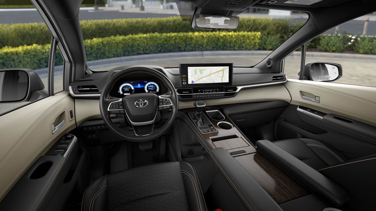 New 2026 Toyota Sienna Platinum AWD/4WD image 19