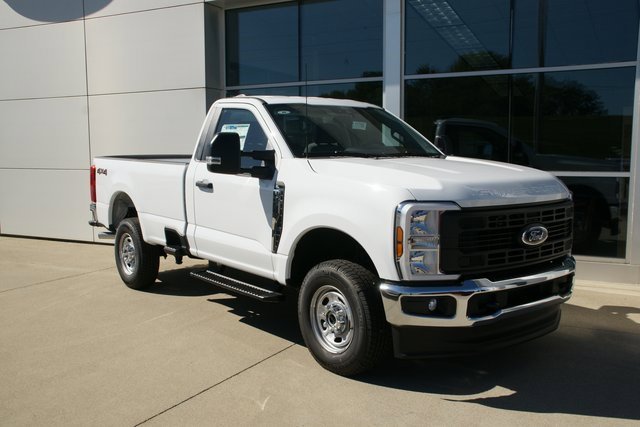 New 2026 Ford F250 XL image 2