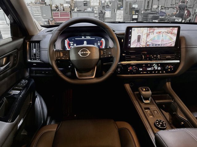 New 2026 Nissan Pathfinder Platinum w/ Accent Package AWD/4WD image 19