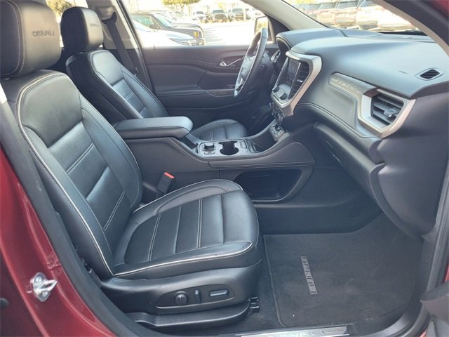 Used 2023 GMC Acadia Denali image 15