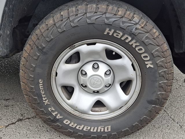 Used 2023 Toyota Tacoma SR AWD/4WD image 9