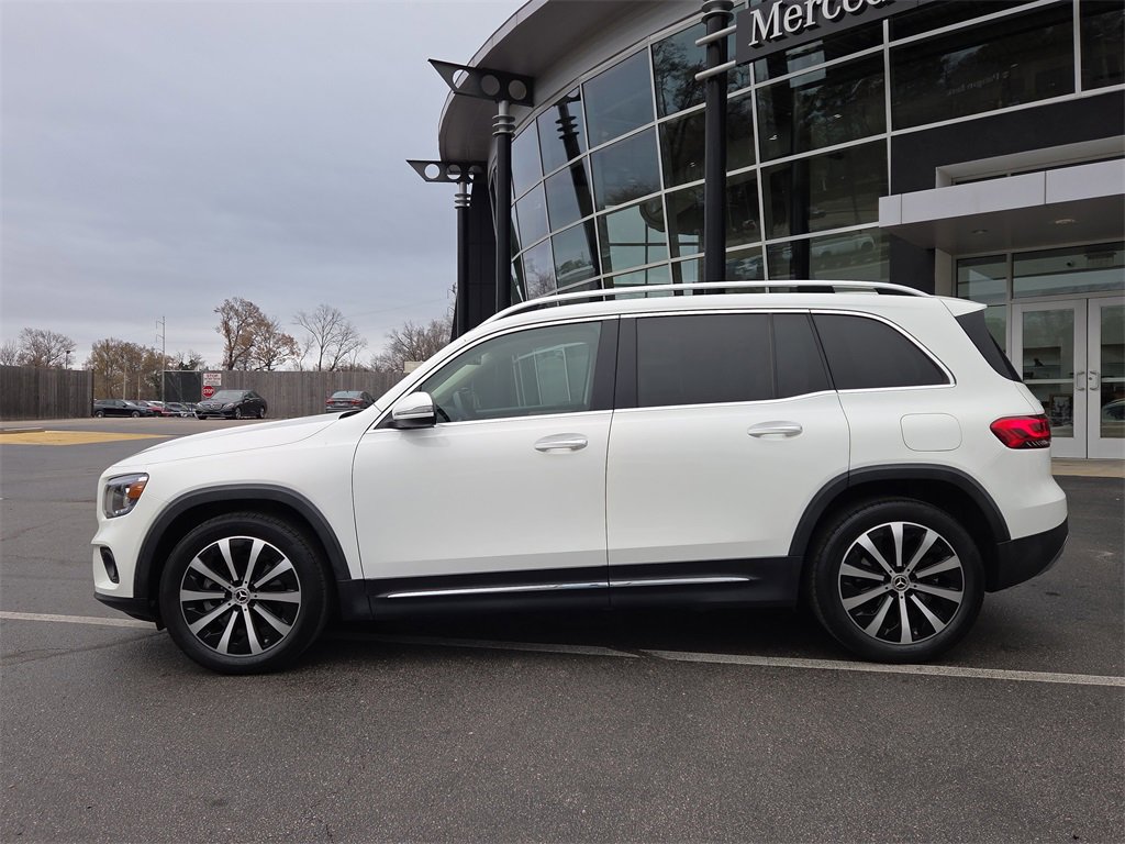 Used 2022 Mercedes-Benz GLB 250 image 2
