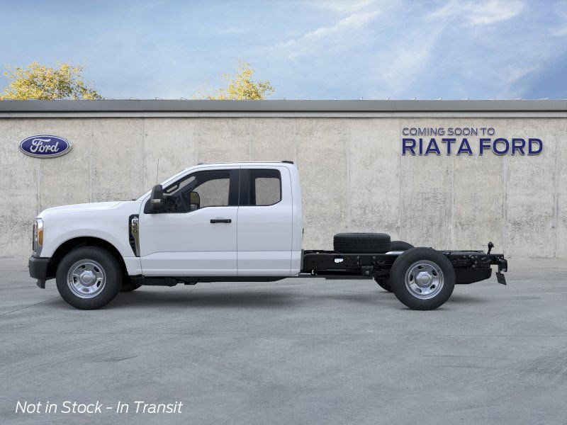 New 2026 Ford F350 2WD SuperCab Super Duty image 3