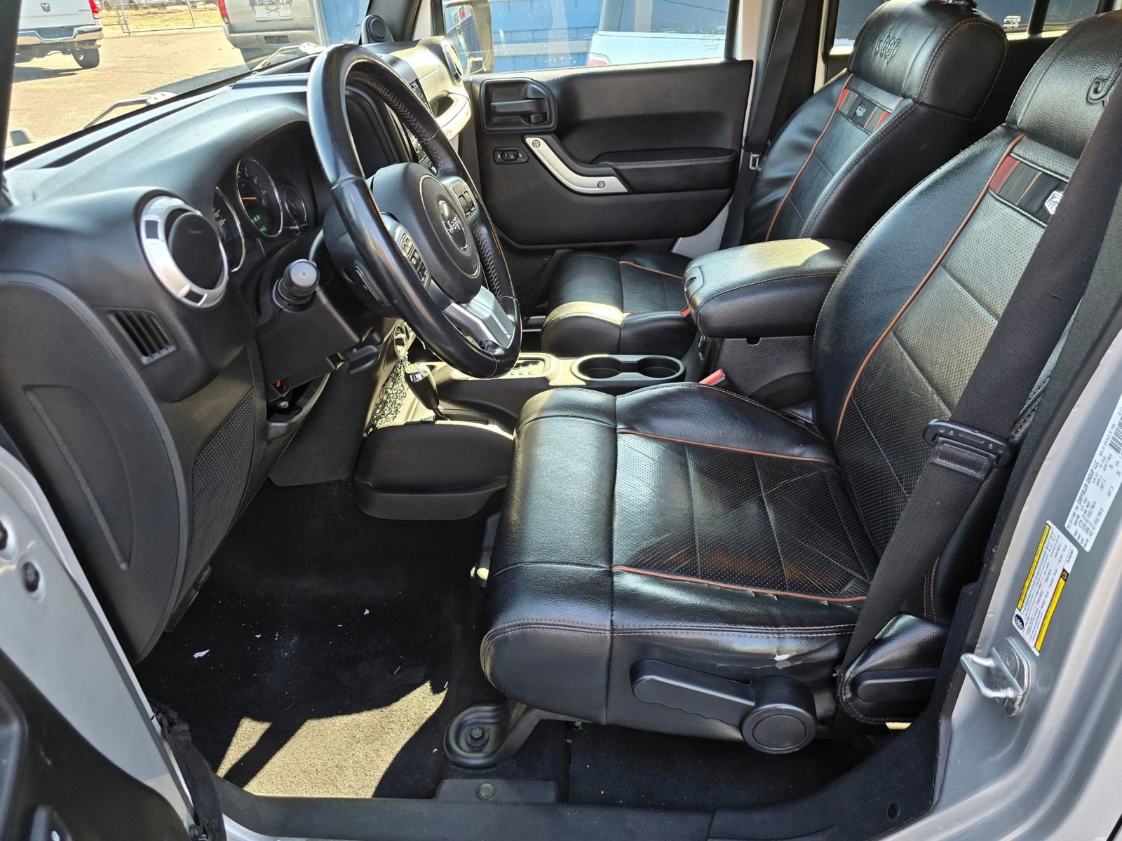 Used 2011 Jeep Wrangler Unlimited 70th Anniversary w/ Dual Top Group image 20