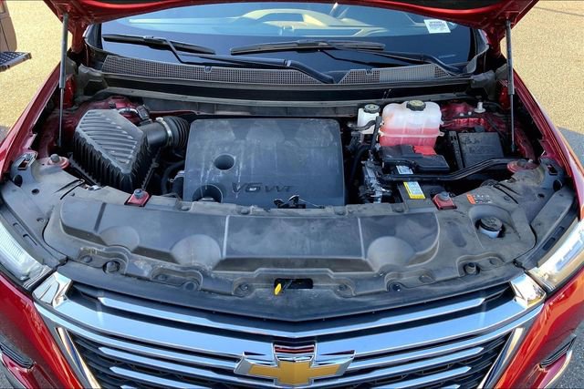 Used 2023 Chevrolet Traverse LT w/ Rear Camera Mirror Package image 10