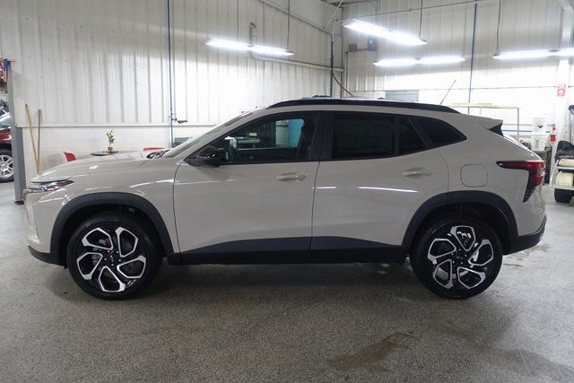 New 2026 Chevrolet Trax RS w/ Driver Confidence Package image 4