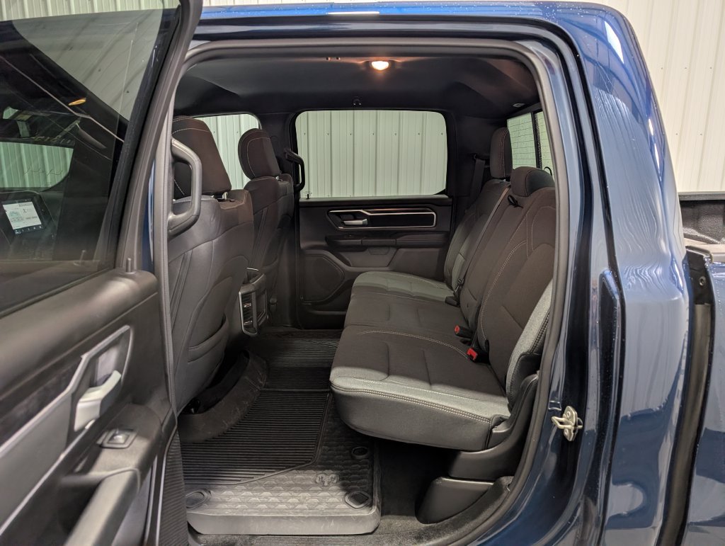 Used 2023 RAM 1500 Big Horn AWD/4WD image 10