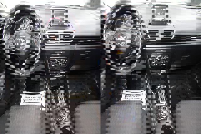 Used 2015 MAZDA MAZDA3 i Sport image 2