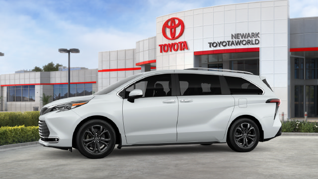 New 2026 Toyota Sienna Platinum AWD/4WD image 7