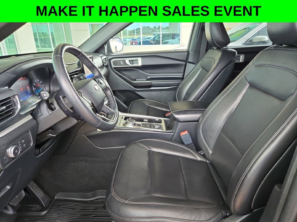 Used 2020 Ford Explorer XLT w/ Equipment Group 202A AWD/4WD image 9