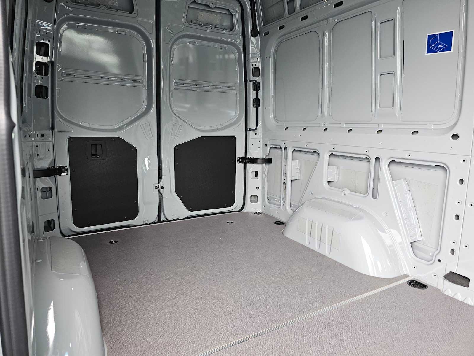 New 2025 Mercedes-Benz Sprinter 2500 image 13