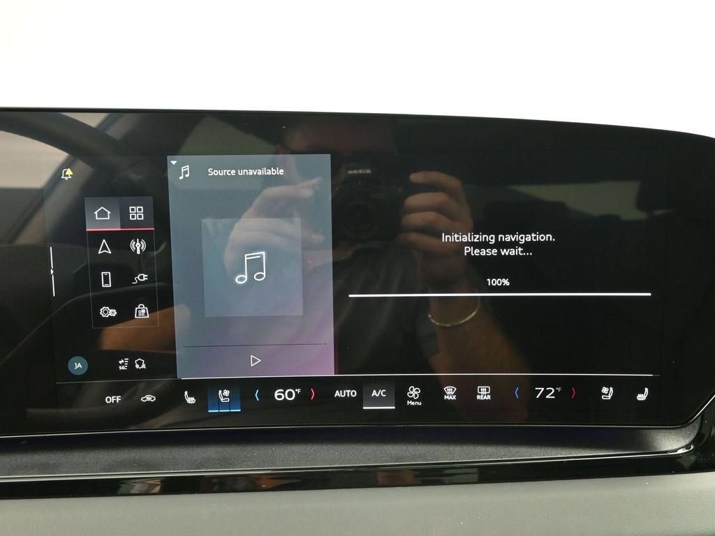 New 2025 Audi Q6 e-tron Premium Plus AWD/4WD image 17