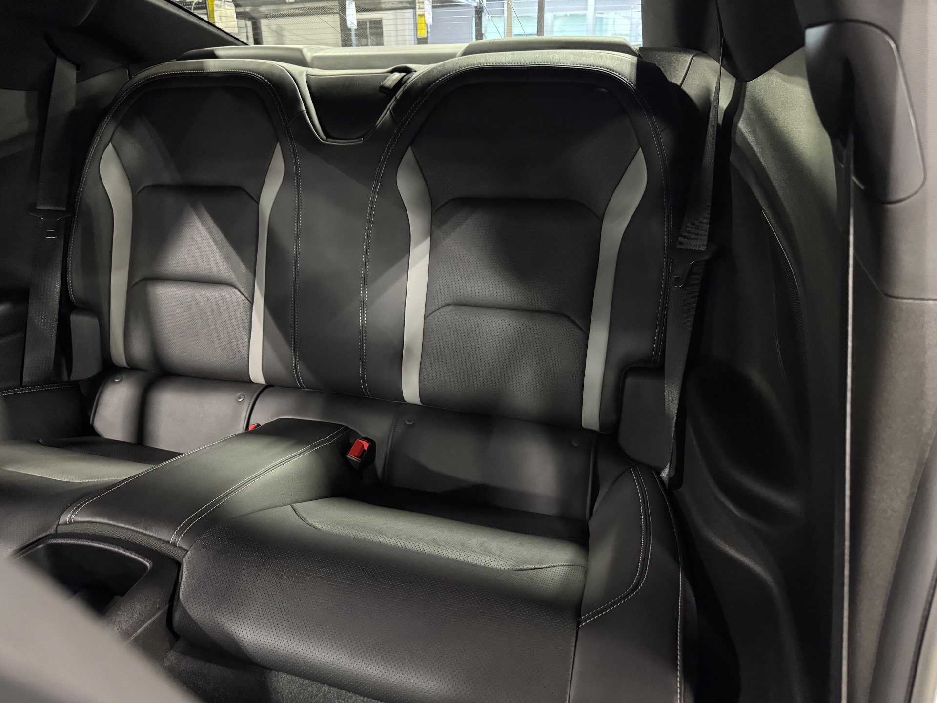 Used 2018 Chevrolet Camaro SS image 80