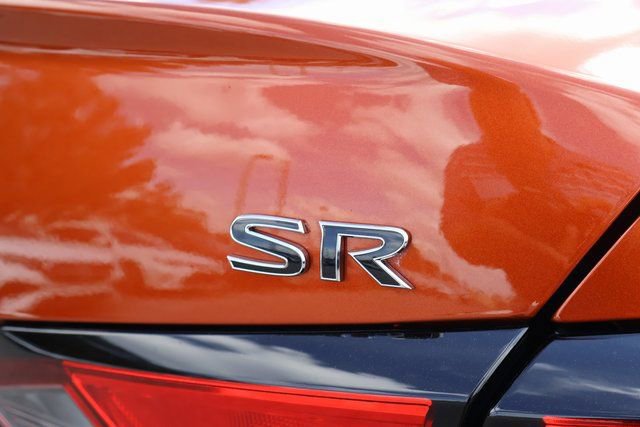 Used 2021 Nissan Altima 2.5 SR w/ SR Premium Package image 7