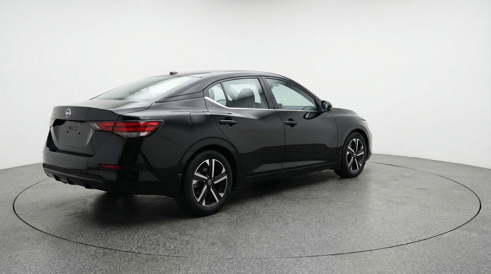 Used 2025 Nissan Sentra SV image 7