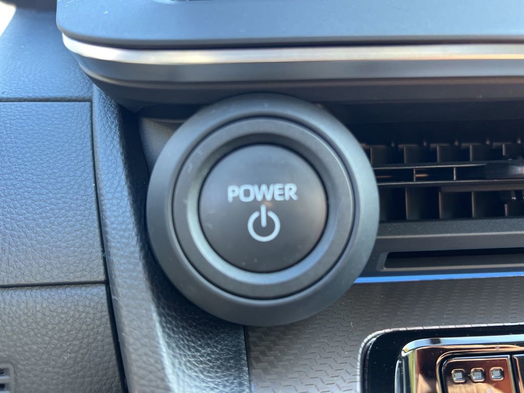 Used 2024 Toyota Prius XLE AWD/4WD image 20